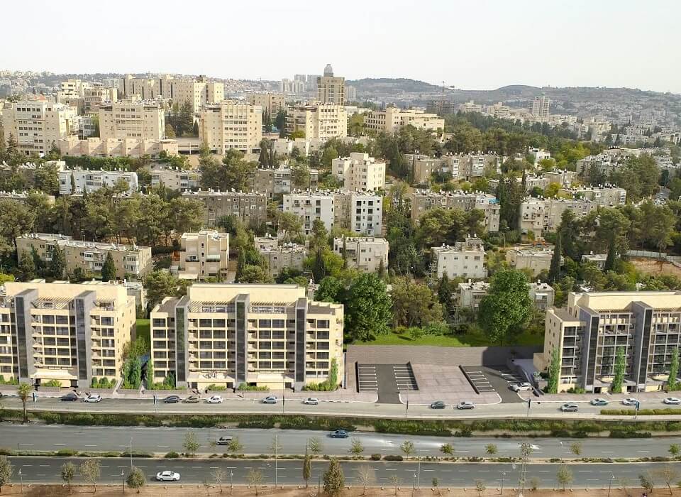 Herzog 77-79-81 תמונת חזית